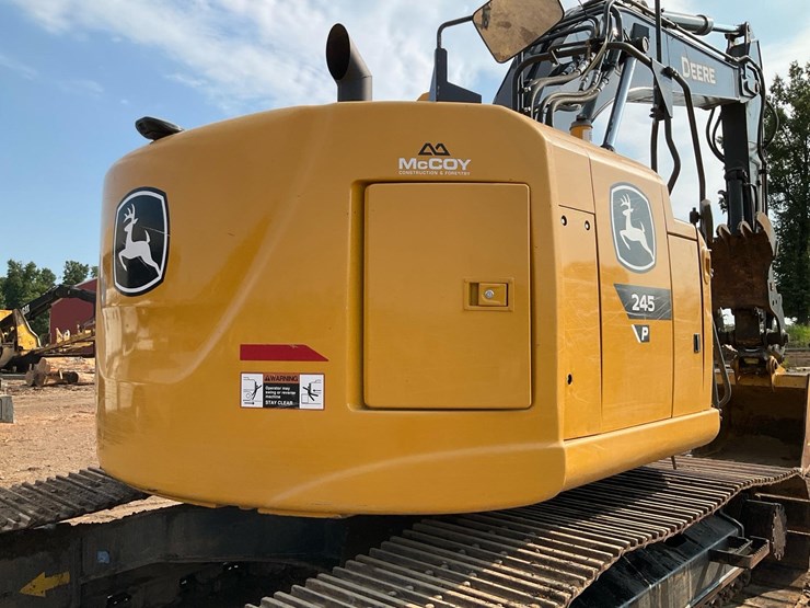 2023-john-deere-245-image-42