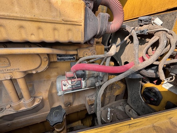 2009-deere-772g-image-65