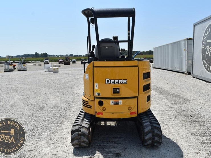 2020-deere-26g-image-6