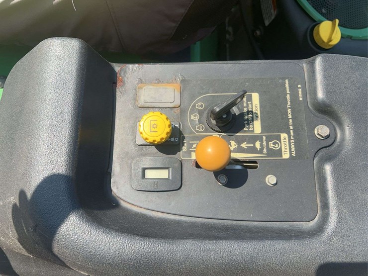 john-deere-z225-image-15