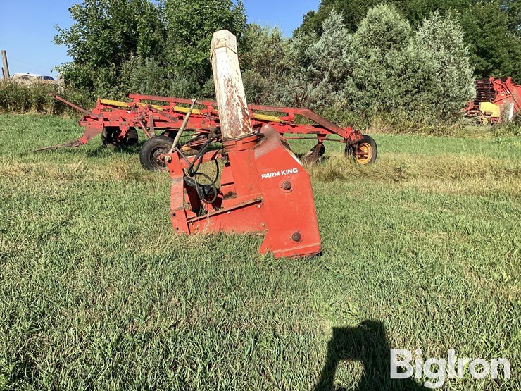 buhler-farm-king-snow-blower-image-4
