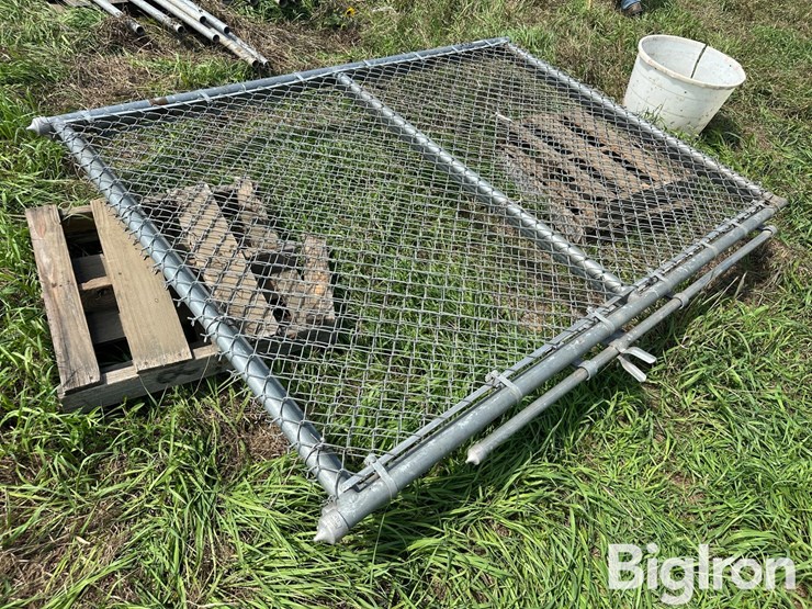 chain-link-fence-gates-image-5