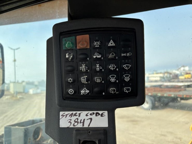 2009-deere-772g-image-57