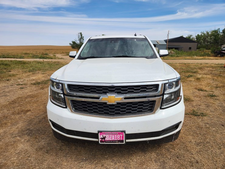 2015-chevrolet-tahoe-lt-image-22