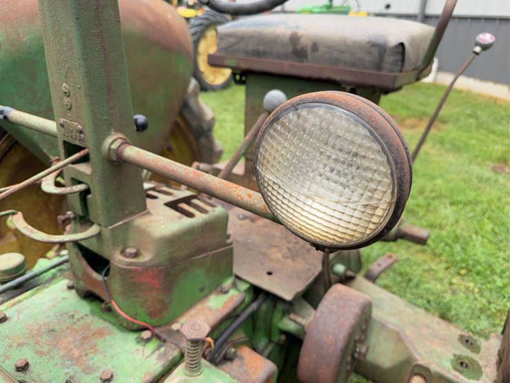 john-deere-b-image-41