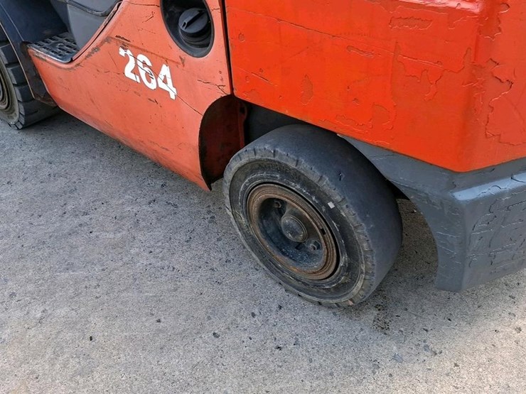 toyota-8fdu30-image-24