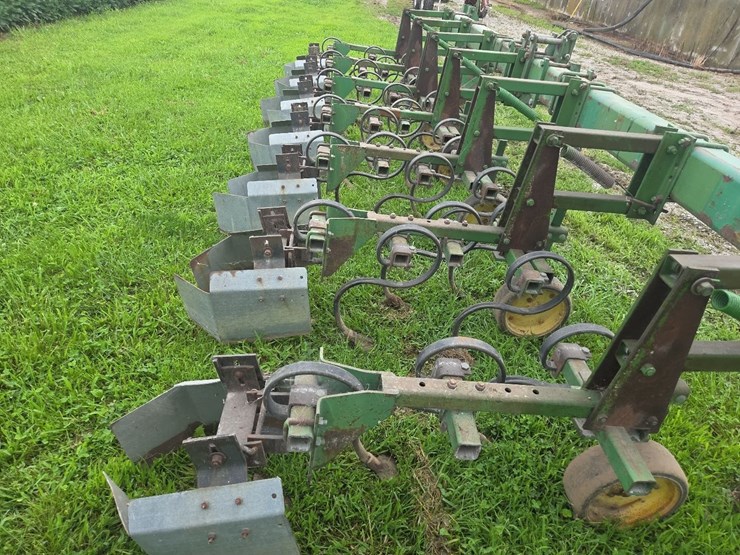 john-deere-6-image-7