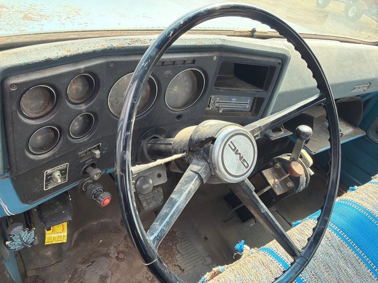 gmc-6500-truck-image-21