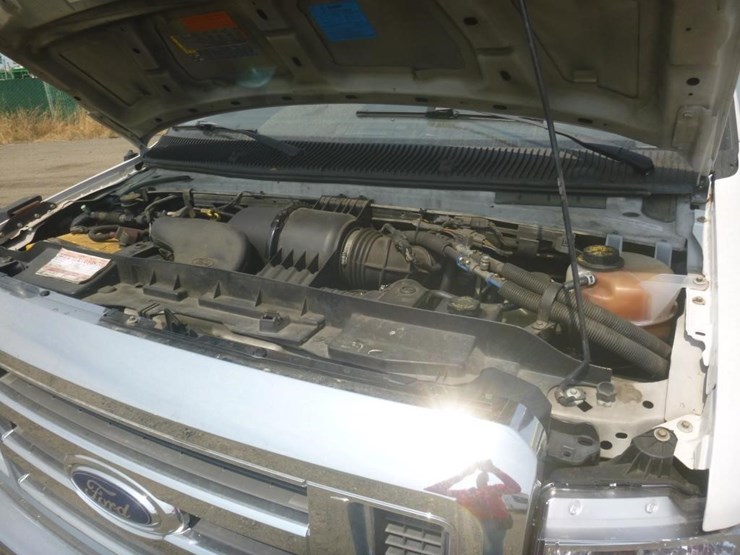 2009-ford-e450-image-12