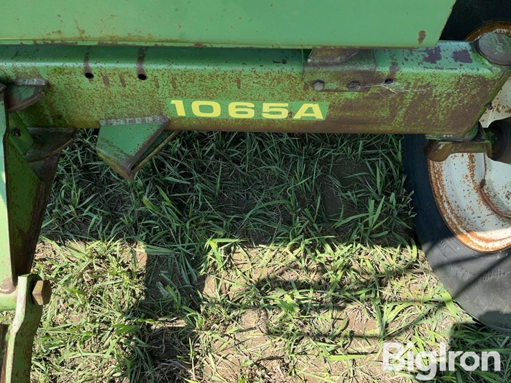 john-deere-1065-image-12