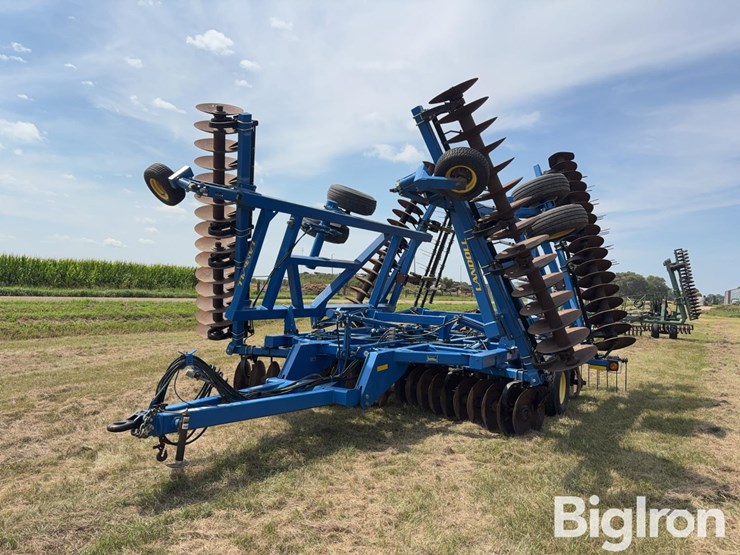 2012-landoll-6230-36-image-1