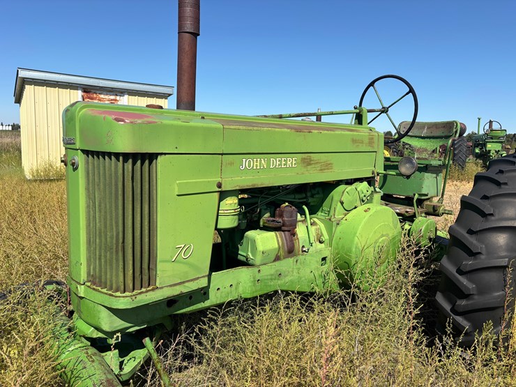 john-deere-70-image-1