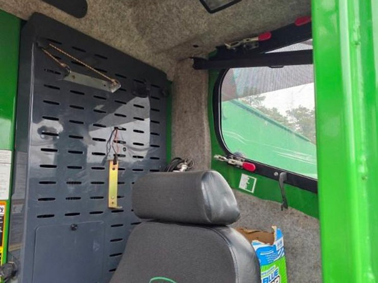 2019-deere-853m-image-7