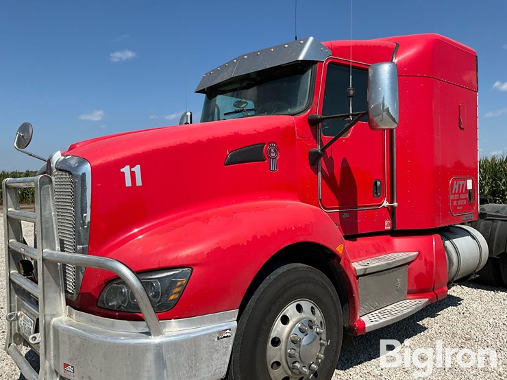 2012-kenworth-t660-image-9