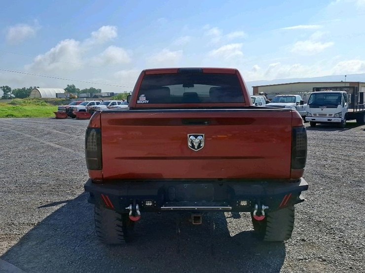 2013-dodge-2500-image-4