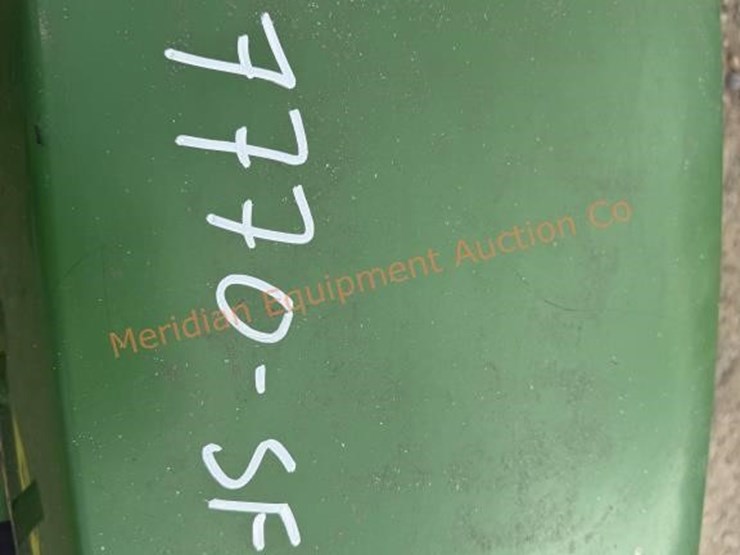 john-deere-gt242-image-17