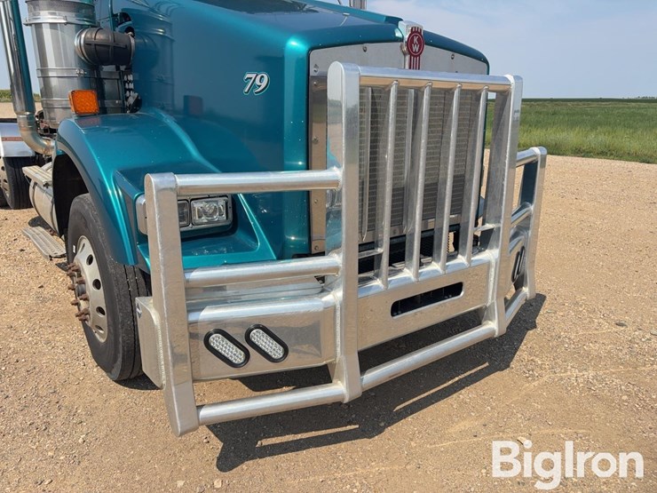 2010-kenworth-t800-image-13
