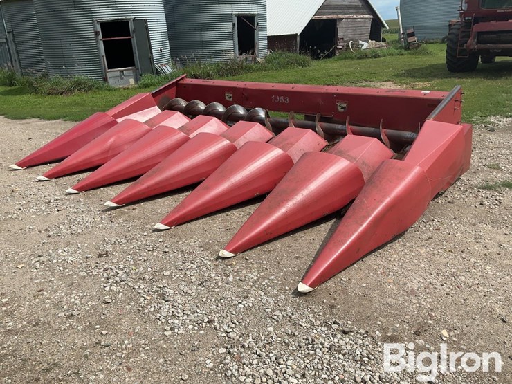 case-ih-1063-image-1