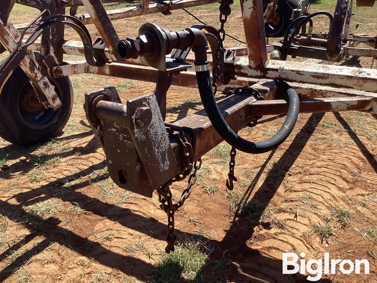 nh3-40’-anhydrous-knife-applicator-image-18
