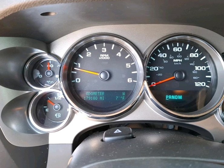 2013-chevrolet-1500-image-14