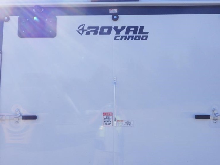 2027-royal-lcht35-7.518v-86-t/a-enclosed-trailer-image-15