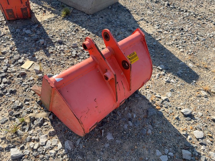 #49340-•-kubota-12"-mini-excavator-bucket-inv#49340-image-4