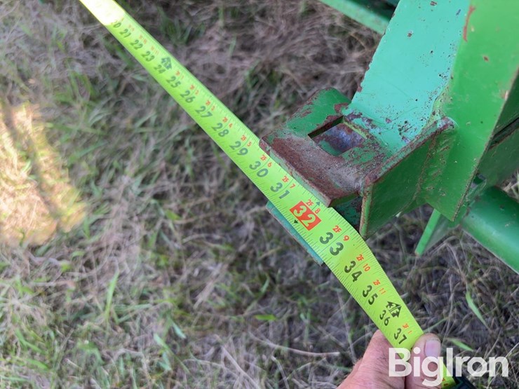 john-deere-7-image-12