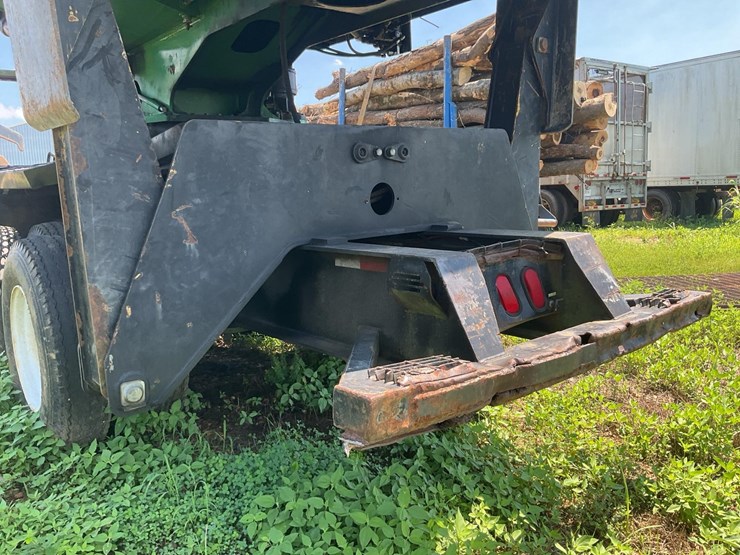 2013-deere-437d-image-45