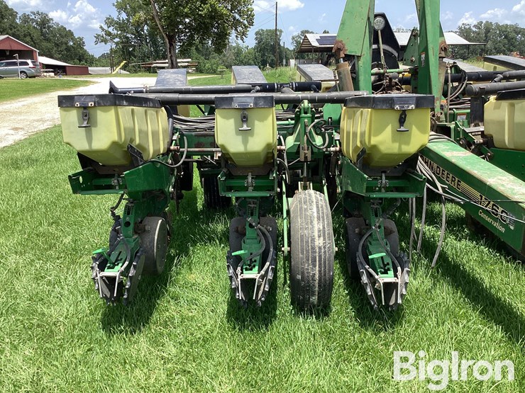 john-deere-1760-image-10