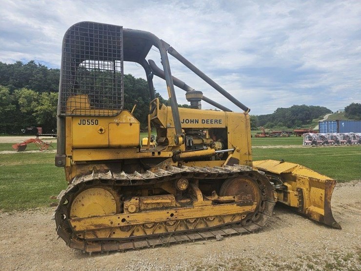 john-deere-550-image-1