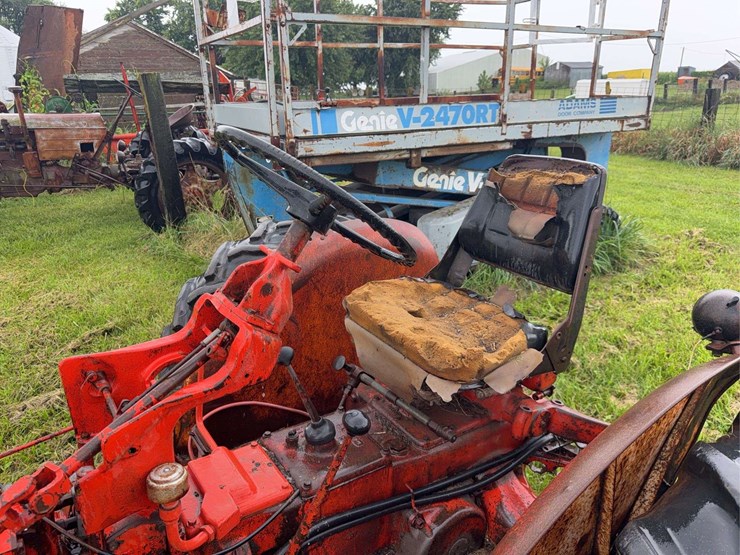 case-parts-tractor-image-15