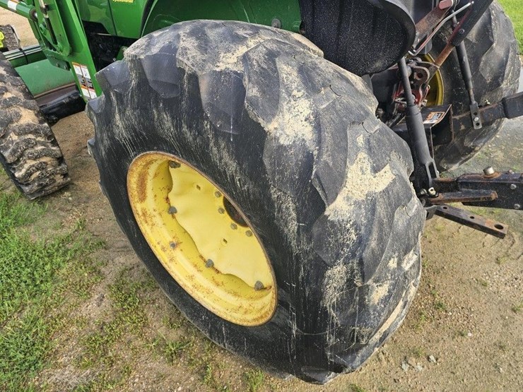 john-deere-5205-image-7