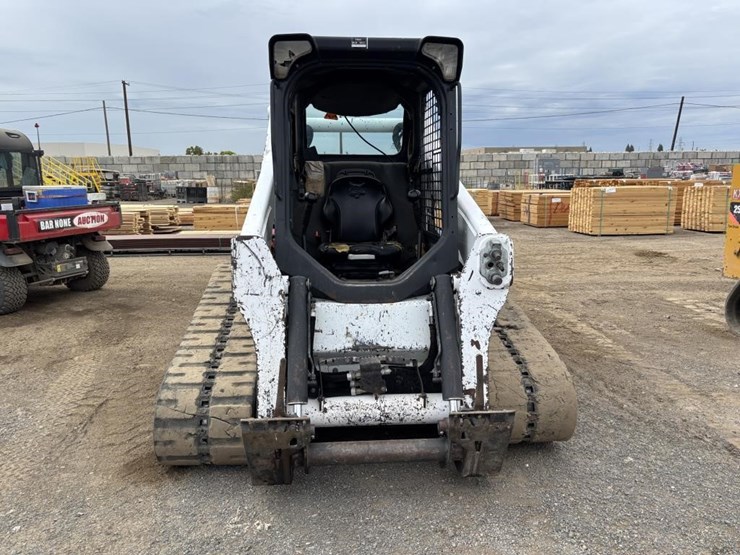 2015-bobcat-t770-image-6