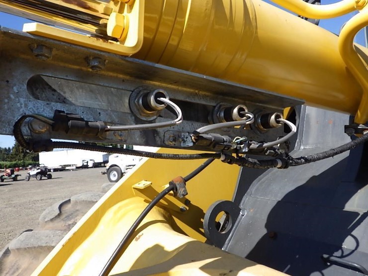 2018-komatsu-wa320-8-image-42