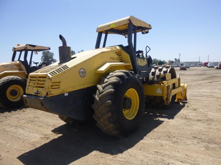 2012-bomag-bw213pdh-40-image-4