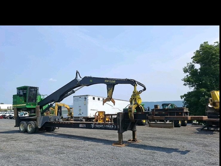 2019-deere-437e-image-1