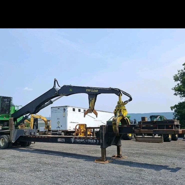 2019 DEERE 437E