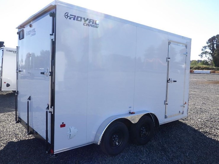 2027-royal-lcht35-7.516v-86-t/a-enclosed-trailer-image-5