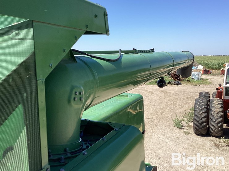 1985-john-deere-8820-titan-ii-image-9