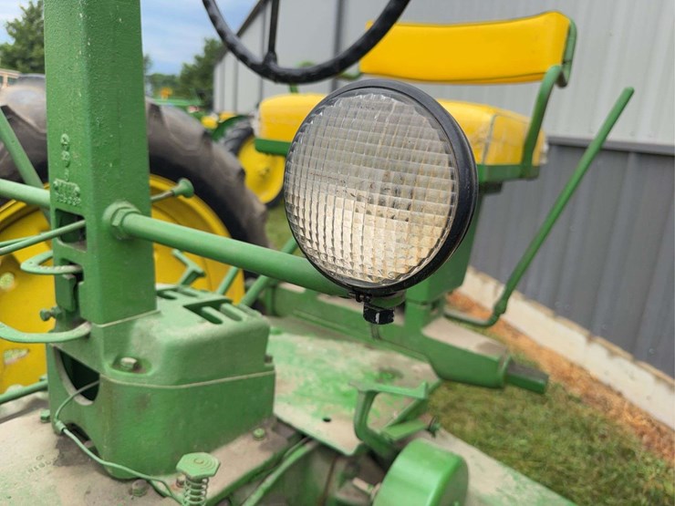 john-deere-b-image-37
