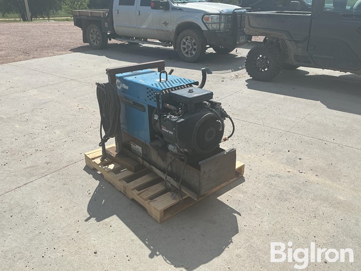 miller-bobcat-225-image-7