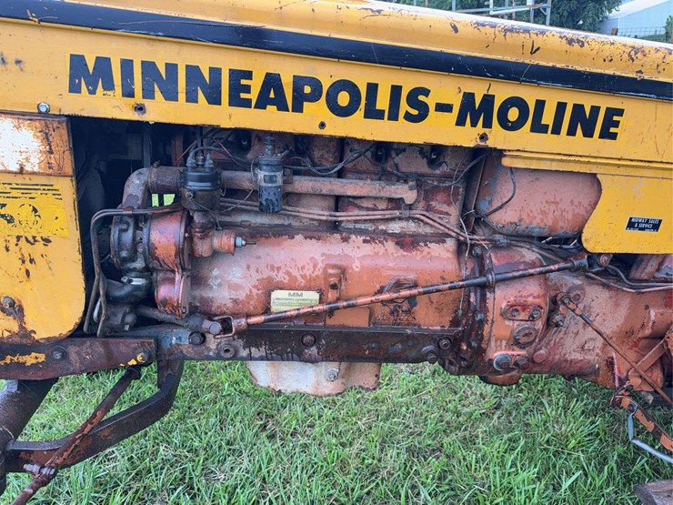 minneapolis-moline-m602-image-17