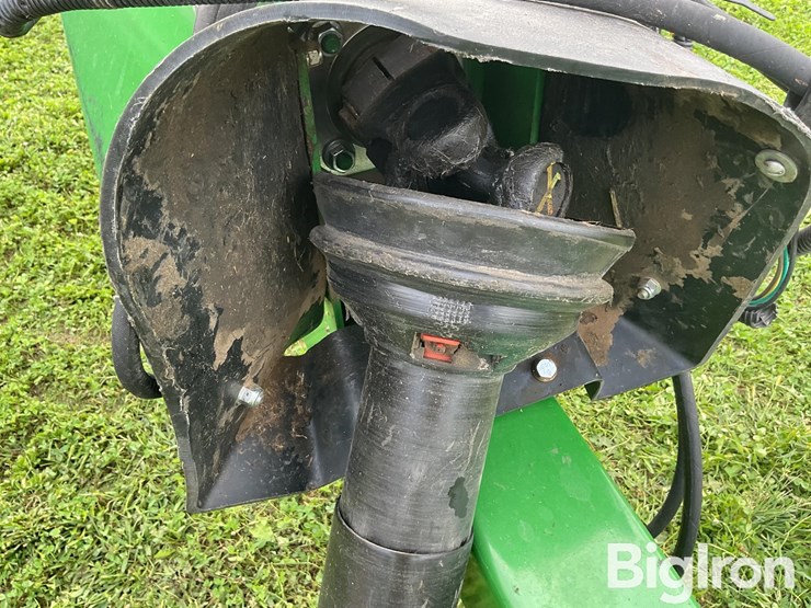 john-deere-630-image-11