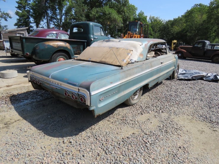 1964-chevrolet-impala-ss-image-39