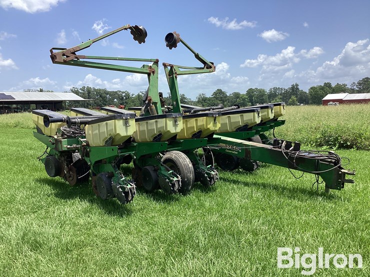 john-deere-1760-image-3