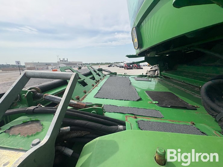 2009-john-deere-9870-sts-image-16