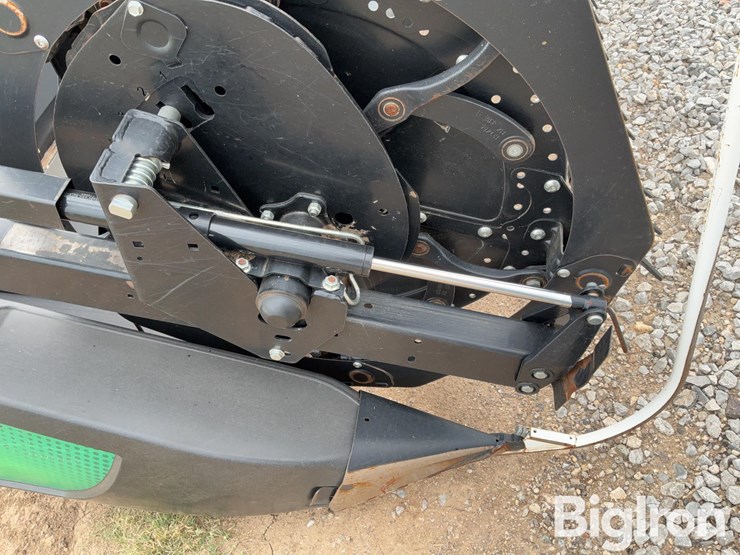 2019-mac-don-fd140-image-19