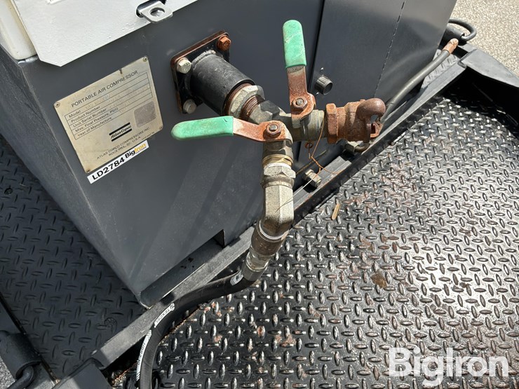 2013-atlas-copco-xas185-image-16