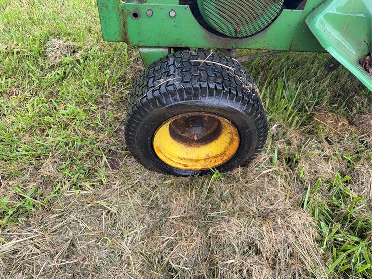 1969-john-deere-110-image-10