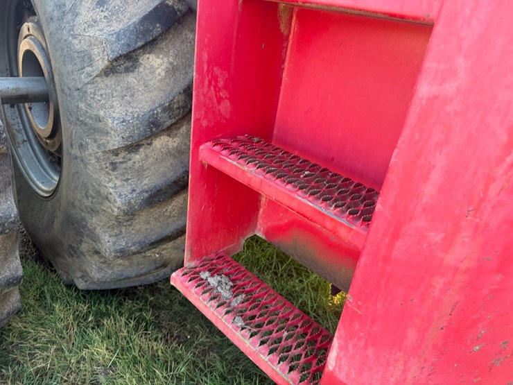 1983-massey-ferguson-4880-image-31